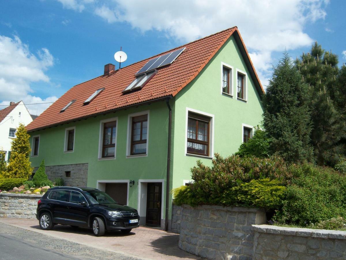 Ferienwohnung "An Der St. Ludmila" Crostwitz Экстерьер фото
