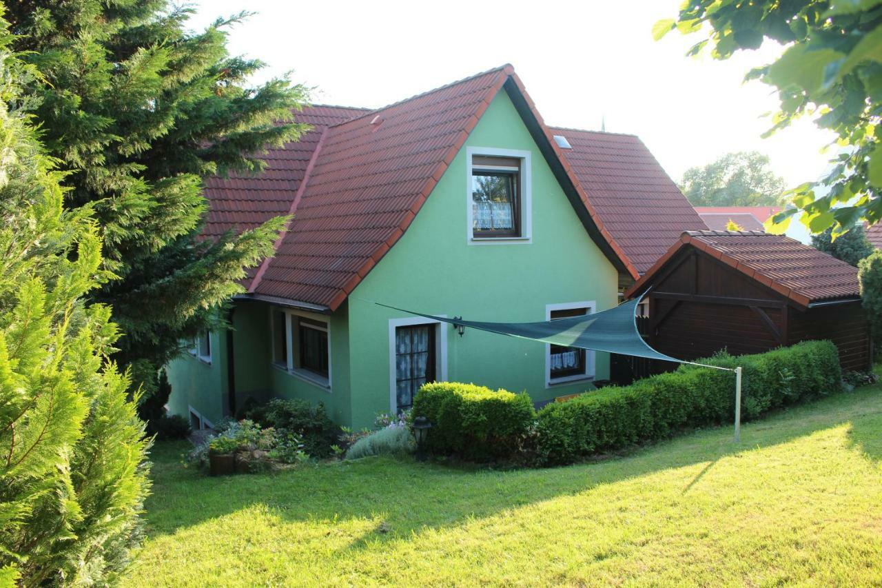 Ferienwohnung "An Der St. Ludmila" Crostwitz Экстерьер фото